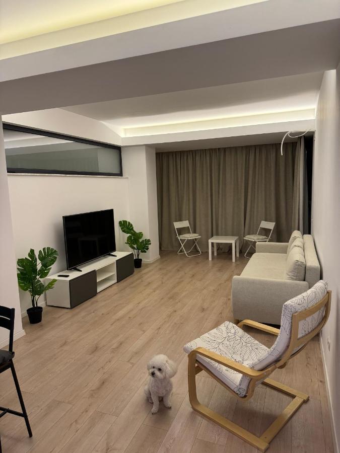 Warm Hotel Apartment Bucharest Luaran gambar
