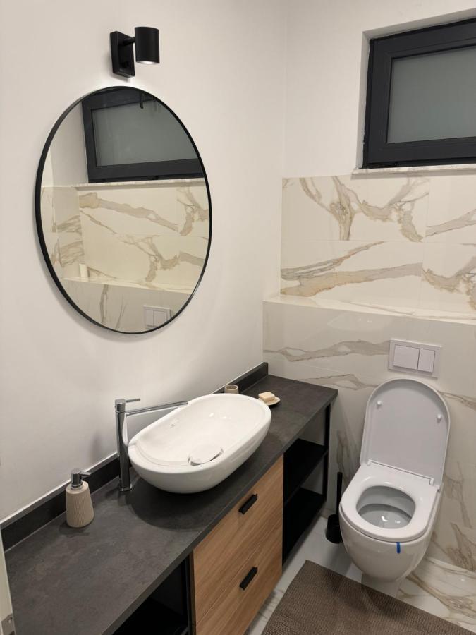 Warm Hotel Apartment Bucharest Luaran gambar