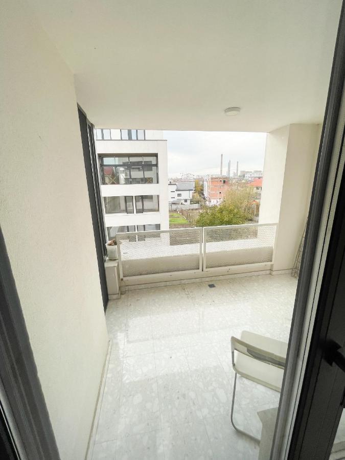 Warm Hotel Apartment Bucharest Luaran gambar