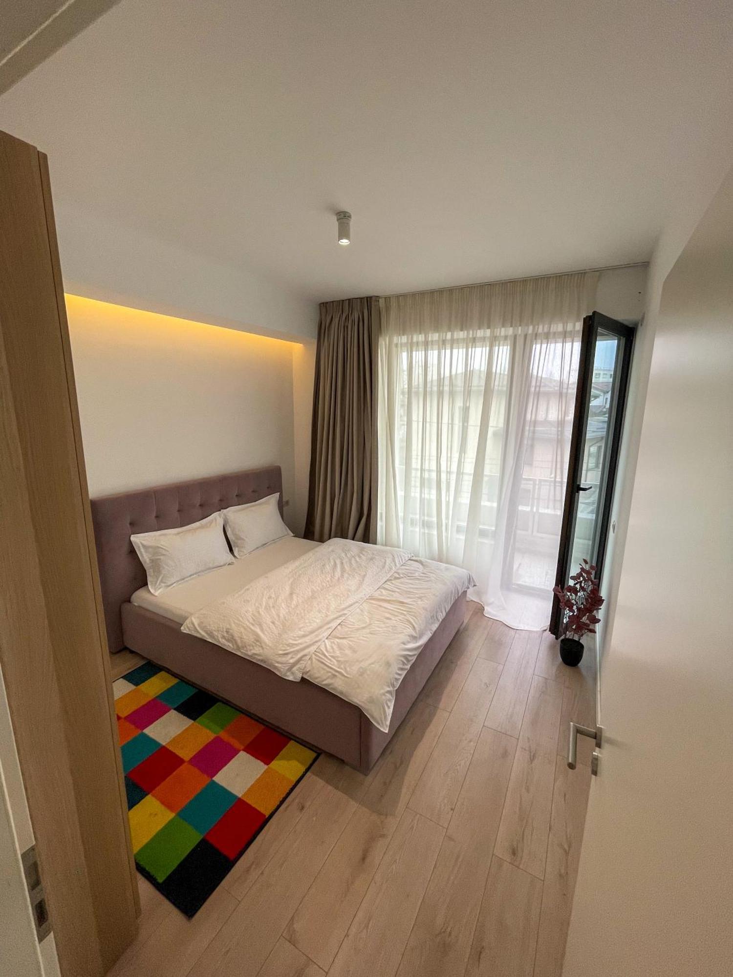 Warm Hotel Apartment Bucharest Luaran gambar