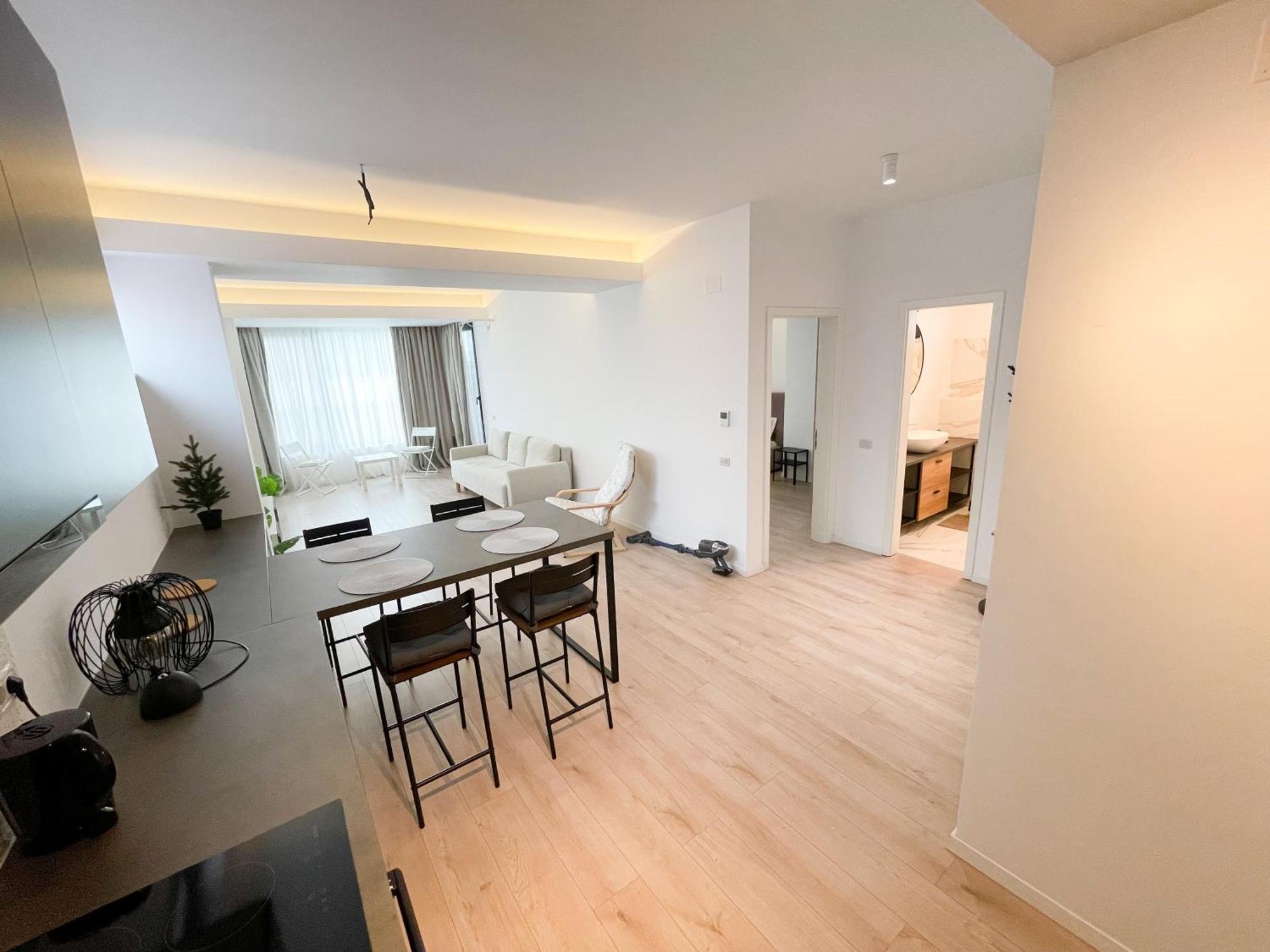 Warm Hotel Apartment Bucharest Luaran gambar